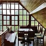 Szatmari Vendeghaz Guest house 3*