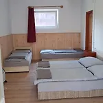 Szatmari Vendeghaz 3*