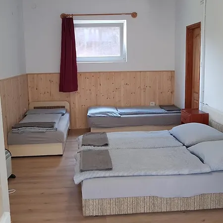 Szatmári 3*
